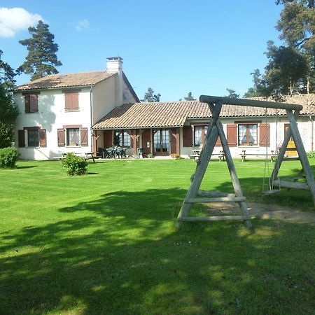 Bed and Breakfast Auberge les Volpilières Ruynes-en-Margeride Exterior foto